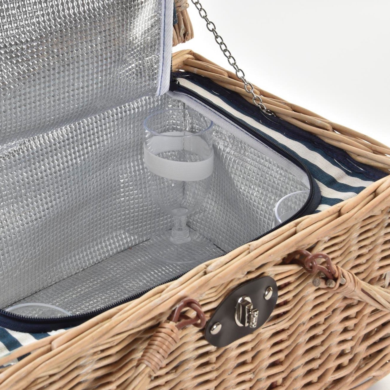 Cesta picnic de mimbre completa 4 pax.