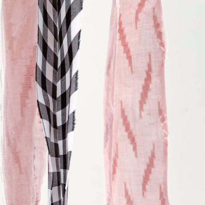 Globo L Látex Bio blanco hinchado con plumeti vichy y rosa y Lettering <br> (solo Barcelona)</br>