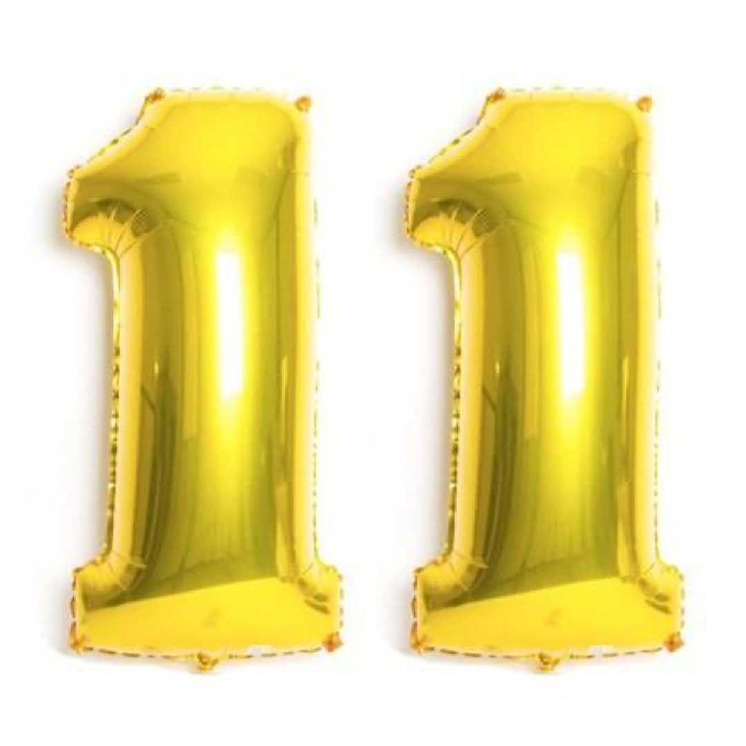 Globos números dorados hinchados con helio XL <br>(solo Barcelona)