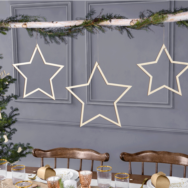 Estrellas de madera decorativas