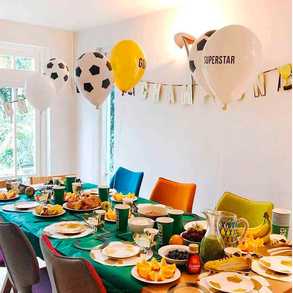 Kit globos fútbol / 12 uds.