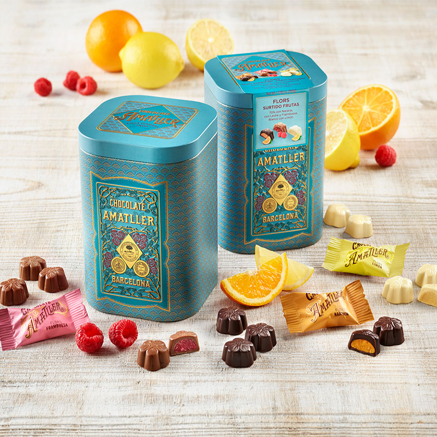 Caja metálica surtido de flores de fruta y chocolate/ 108 gr.