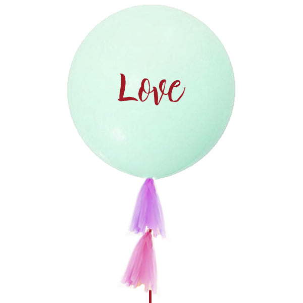 Globo L love LOVE hinchado tassel papel <br> (sólo Barcelona)</br>