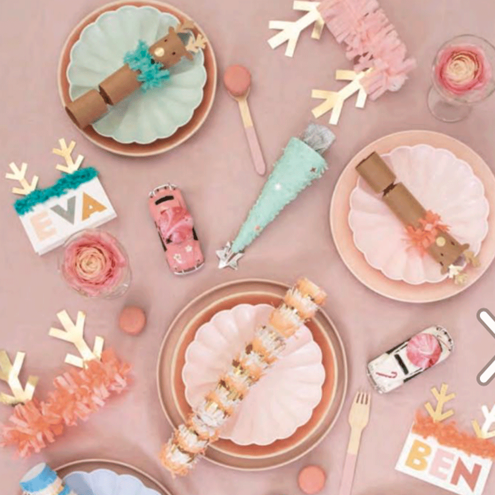 Diadema Reno dorada flecos