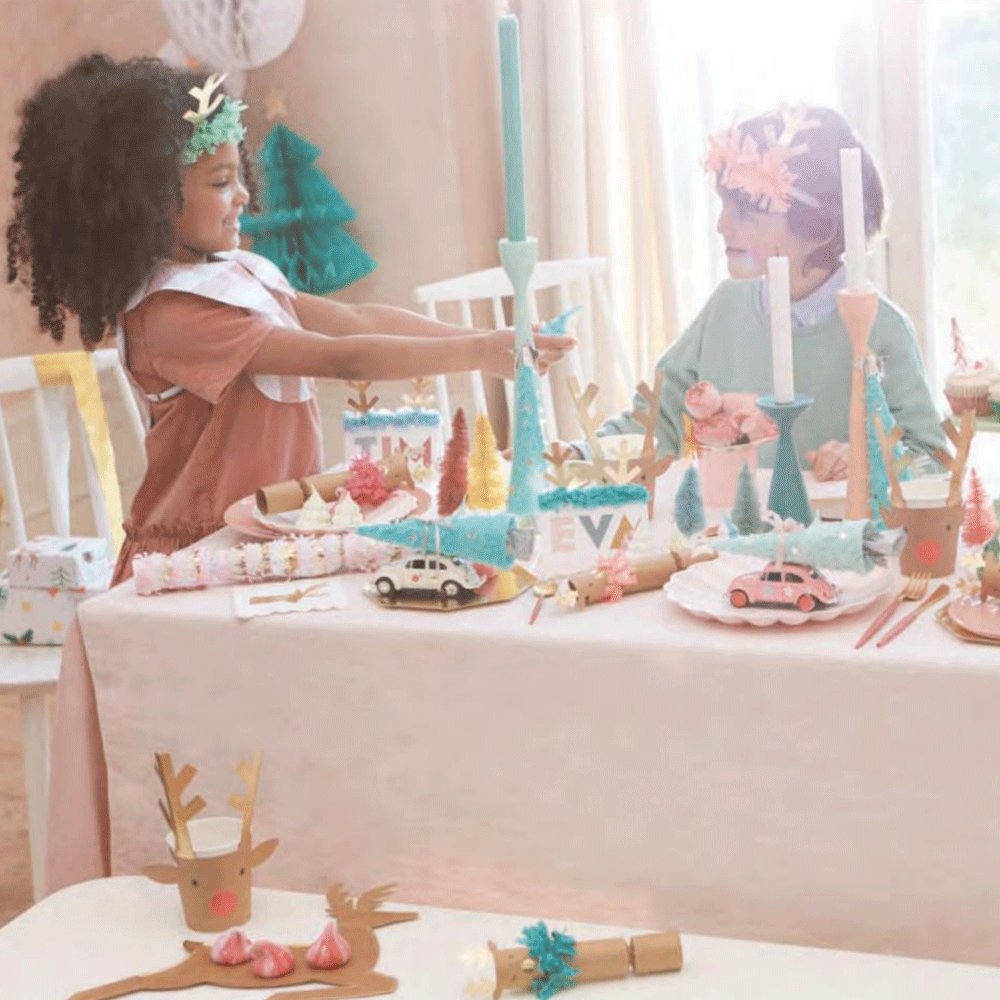 Diadema Reno dorada flecos