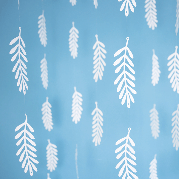 Guirnalda hojas blancas DIY