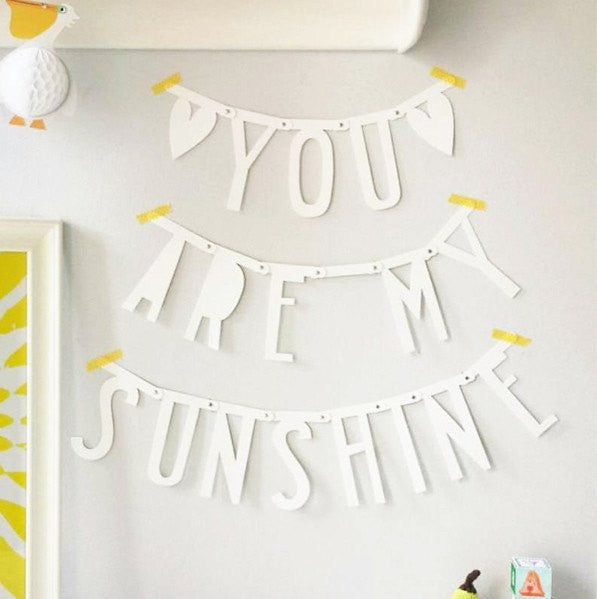 Guirnalda letras blanco - La Fiesta de Olivia - 4